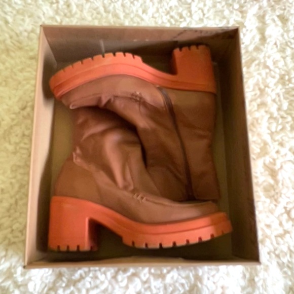 Free People leather boot in Terra Cotta - Picture 2 of 13